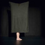 Sous un ciel bleu sans nuage / crédit : Oliver Dietze