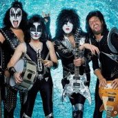 kiss